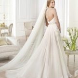 Pronovias open back wedding dress