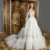 Lace wedding dress closed