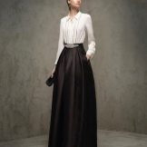 Evening dress from pronovias black and white