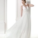 Νυφικό από τη συλλογή FASHION από την Pronovias Empire