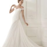 Νυφικό σε γραμμή Α από την Pronovias