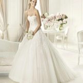 Νυφικό μπουστάκι από την Pronovias