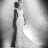 Νυφικό με κρόσσια 2016 από την Pronovias