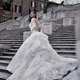 Robe de mariée par alessandro angelozzi avec traine