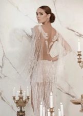 Mini robe de mariée candide avec jupe transparente