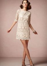 Short openwork beach wedding dress with sleeves