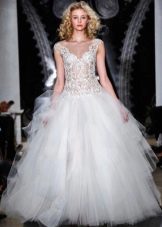 Reem Acra puffy wedding dress