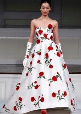 Red flowers on a wedding dress