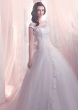 Closed up princess style wedding dress