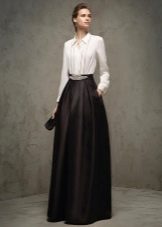 Evening dress black and white from Pronovias