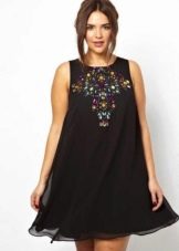 Robe de soirée noire gratuite pour le plein