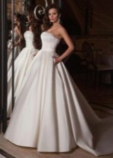 A-line wedding dress