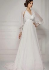 Wedding dress with detachable sleeves