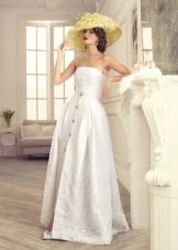 Wedding dress with buttons from Tatiana Kaplun