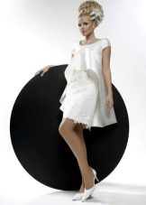 Short wedding dress from Courage collection