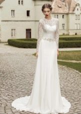 Robe de mariée droite dos fermé avec traine