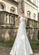 Robe de mariée à col fermé de chez Armonia