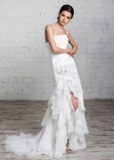 wedding dress from Romanova with a slit