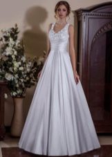 A-line wedding dress with shoulder straps