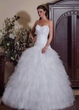 Lush wedding dress with low waist
