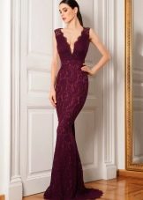 Burgundy evening dress sheath to the floor