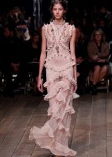 Evening dress with ruffles