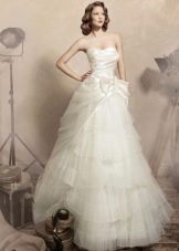 Robe de mariée à volants de la collection On the Way to Hollywood