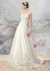 Robe de mariée de la collection Ellada avec dentelle