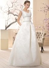 Wedding dress from Cabotine is not puffy
