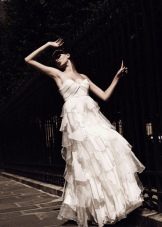 Robe de mariée de Hugo Zaldi avec une jupe superposée