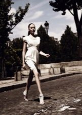 Wedding dress from Hugo Zaldi sheath