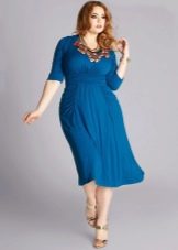 Accessories for a dress that hides the belly