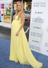Festive long yellow dress with train for pregnant women