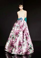 Robe à imprimé fleuri sur jupe bouffante
