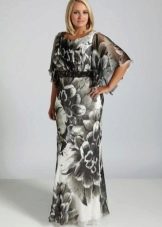 Dress with a floral print for the plump floor-length