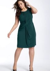 Robe mi-longue en maille verte pour grosse femme