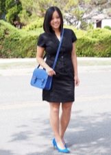 Shirt dress with pumps