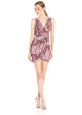 Sandals for a tulip dress