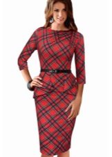Robe fourreau tartan à carreaux rouge avec bretelle noire