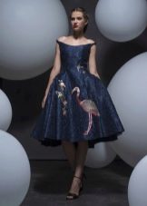 Dress in the style of dandies with a print
