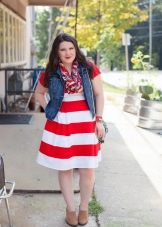 Dress for plump with wide horizontal red-white stripes