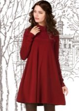 Flared dress from the chest