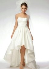 High-waisted short wedding dress with train
