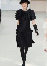 Autumn dress with short sleeves from Chanel