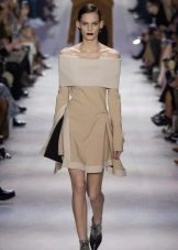 Strapless dress with dropped sleeves