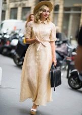 Long robe with collar