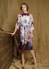 Robe blanche de châles Pavloposad avec imprimé