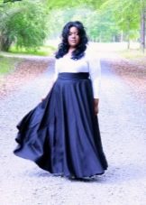 Two-tone dress with a skirt sun for full