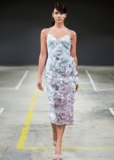 Slim-fit straight dress
