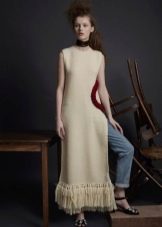 Fitted dress knitted to the floor